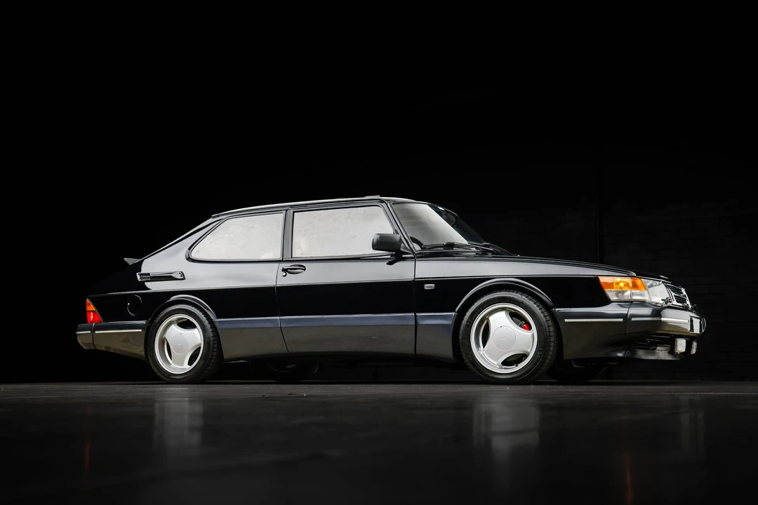 1993 Saab 900 Commemorative Edition 1st Gen - Image 17 of 31