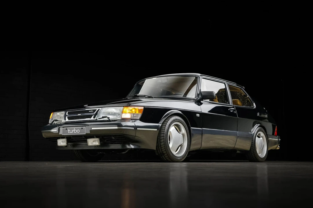 1993 Saab 900 Commemorative Edition 1st Gen - Image 4 of 31