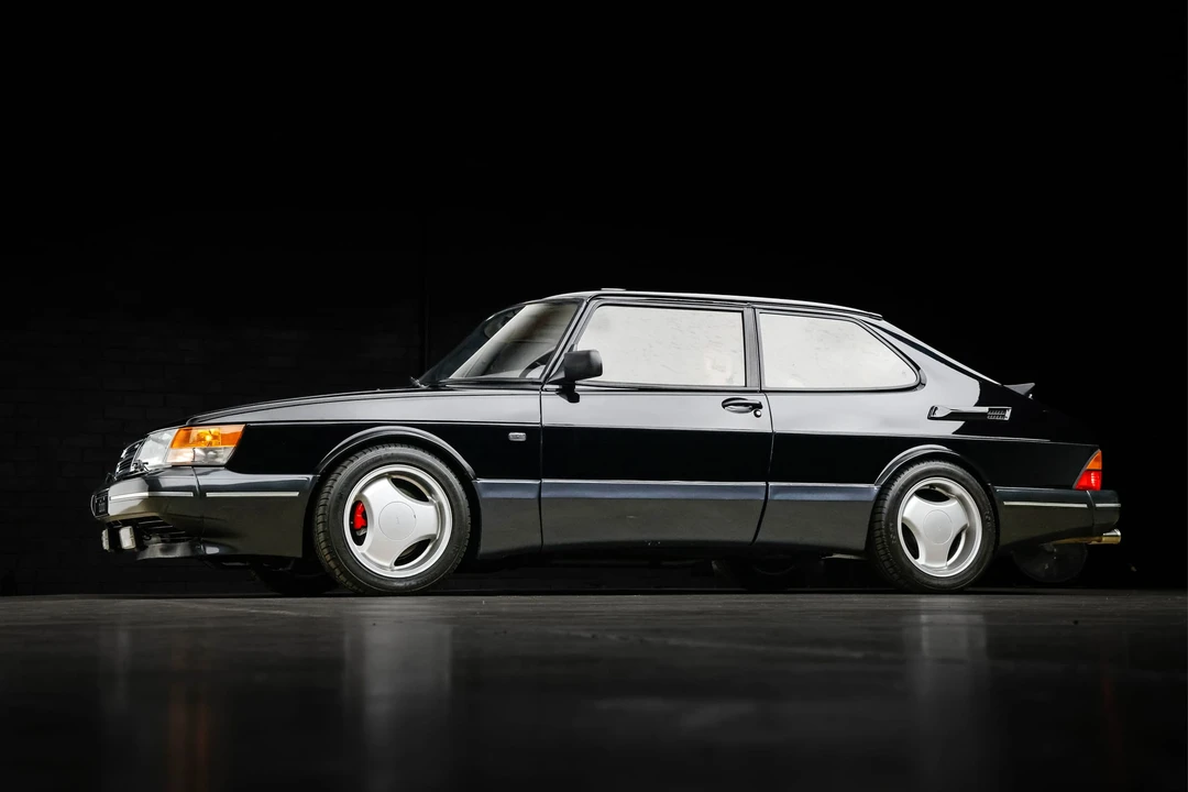 1993 Saab 900 Commemorative Edition 1st Gen - Image 2 of 31