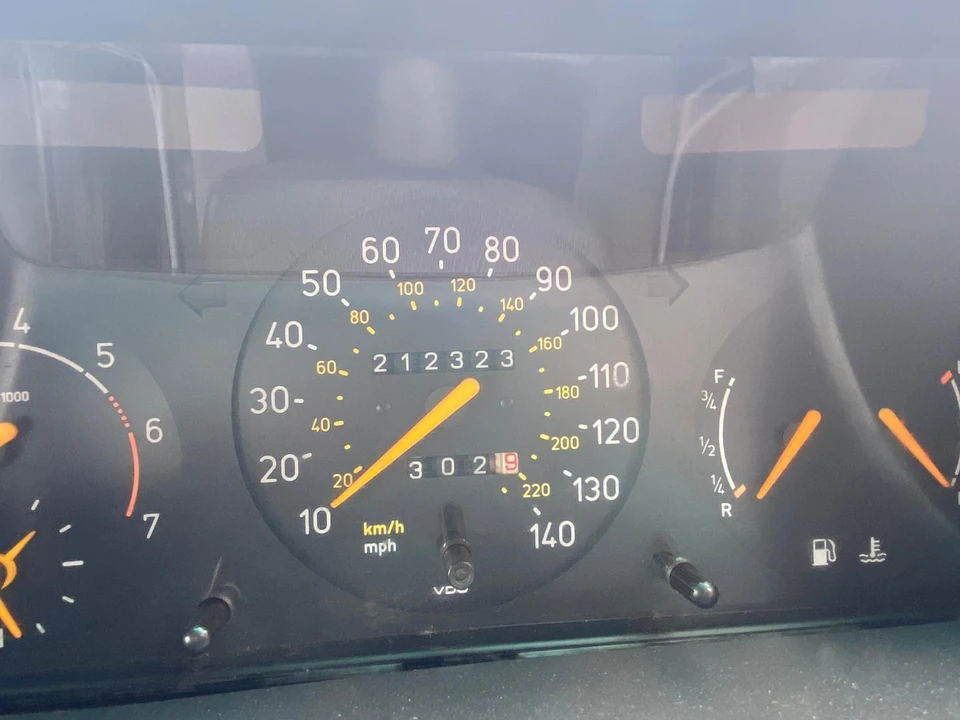 1993 Saab 900 1st Gen - Image 8 of 16