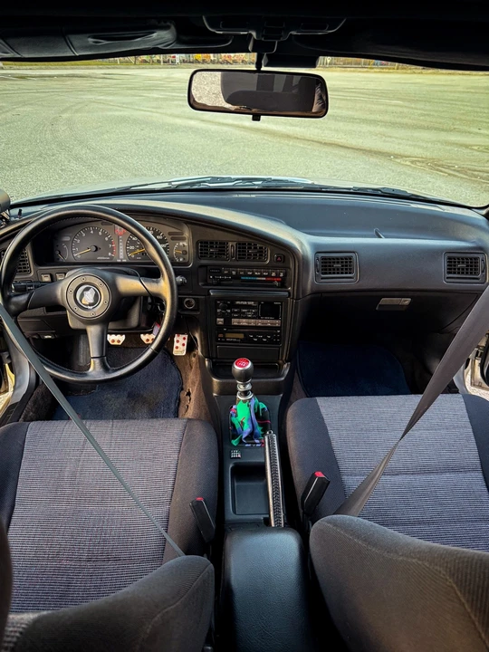 1993 Subaru Legacy 1st Gen - Image 16 of 21