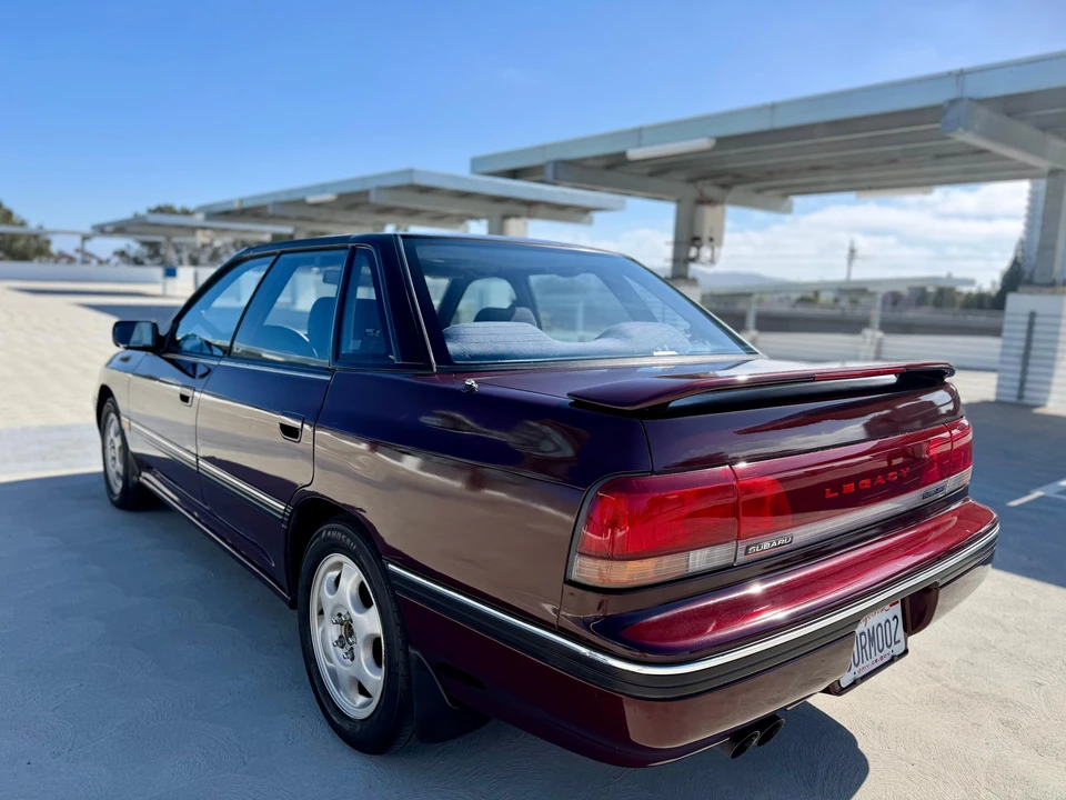 1993 Subaru Legacy 1st Gen - Image 19 of 31