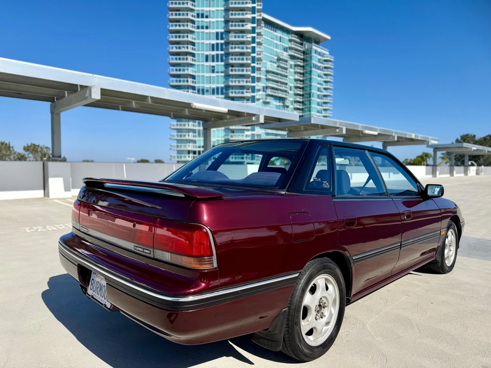 1993 Subaru Legacy 1st Gen - Image 29 of 31