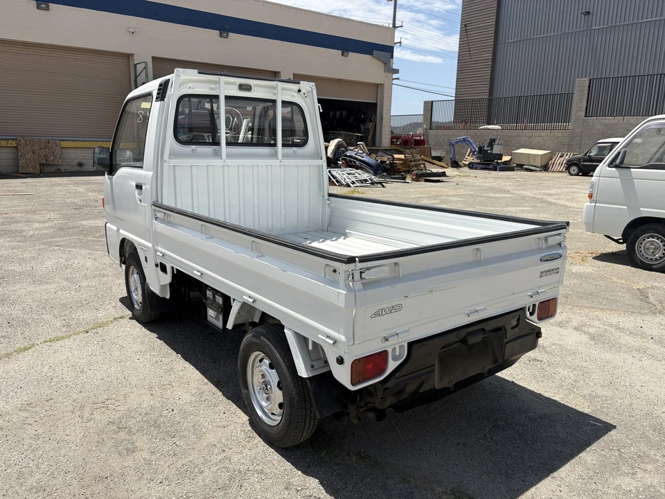 1993 Subaru Sambar 5th Gen - Image 5 of 31