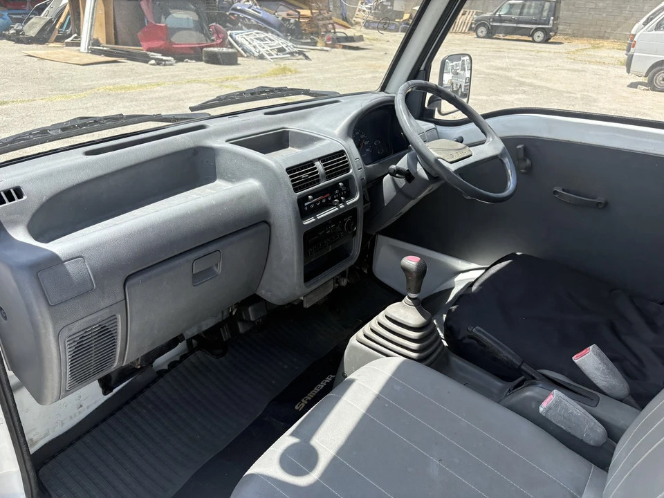 1993 Subaru Sambar 5th Gen - Image 23 of 31