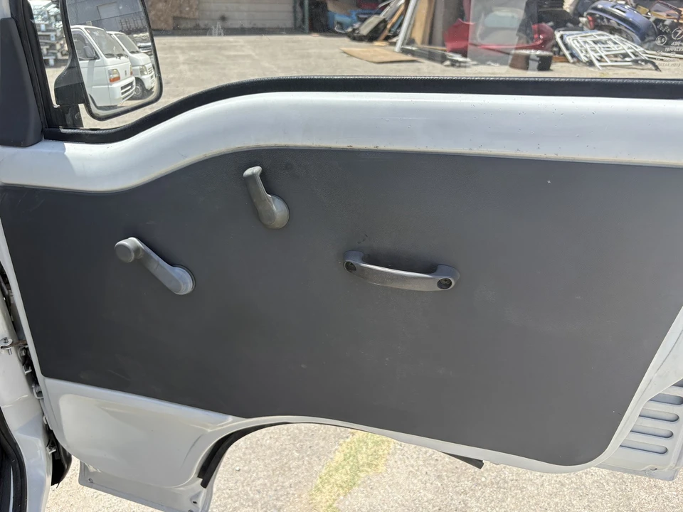 1993 Subaru Sambar 5th Gen - Image 9 of 31