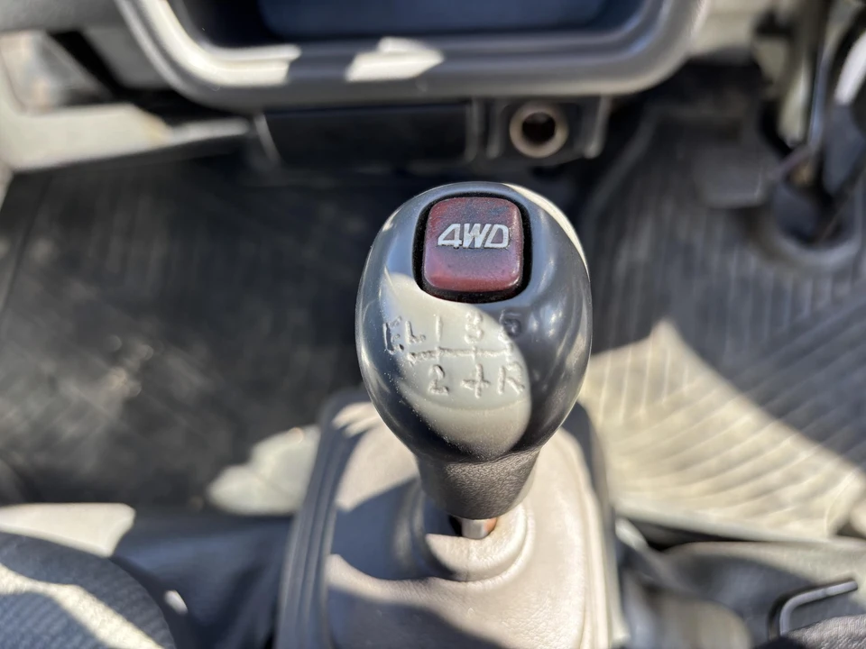 1993 Subaru Sambar 5th Gen - Image 17 of 21
