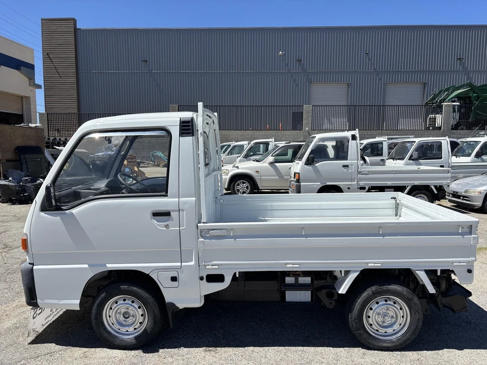 1993 Subaru Sambar 5th Gen - Image 4 of 21