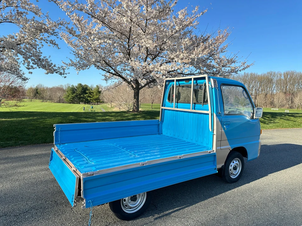 1993 Subaru Sambar 5th Gen - Image 28 of 31