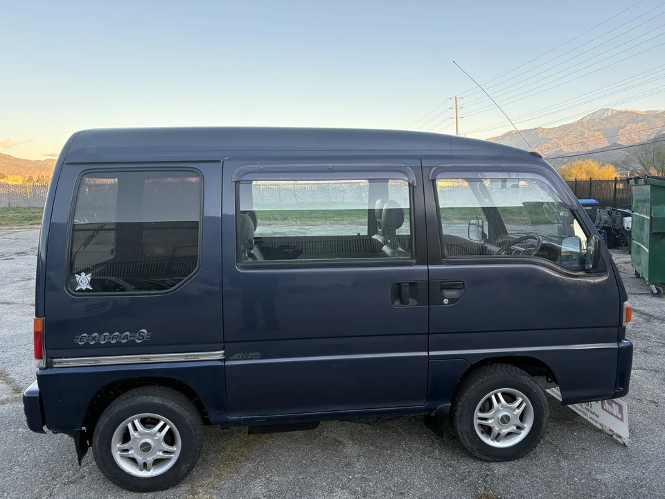 1993 Subaru Sambar 4th Gen - Image 10 of 21