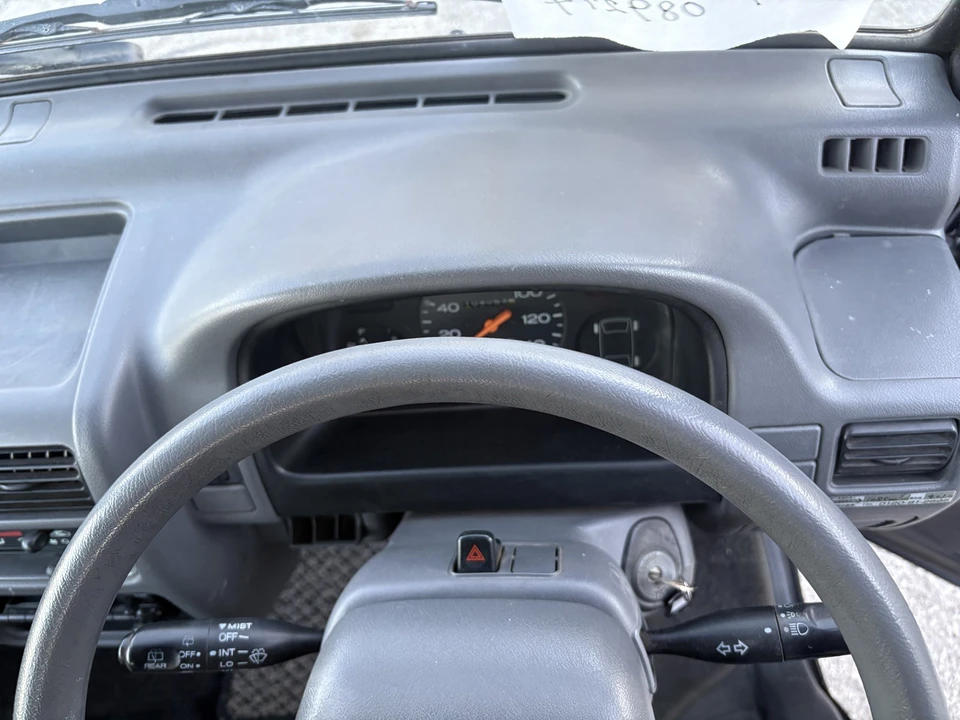 1993 Subaru Sambar 4th Gen - Image 18 of 21