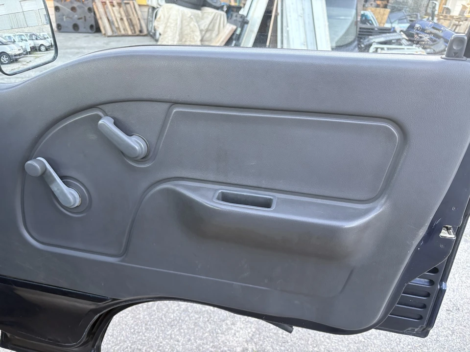 1993 Subaru Sambar 4th Gen - Image 11 of 21