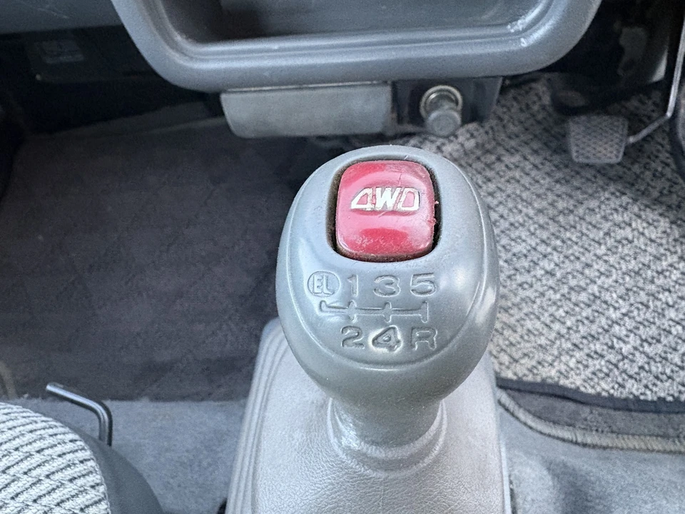 1993 Subaru Sambar 4th Gen - Image 15 of 21