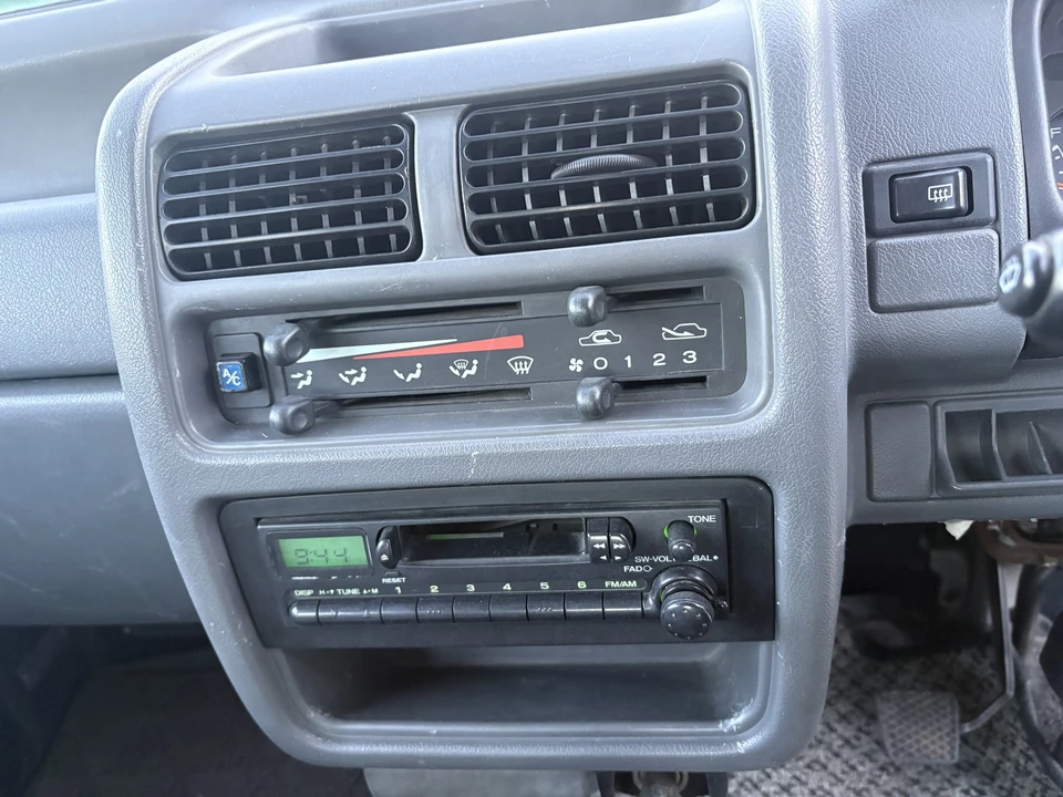 1993 Subaru Sambar 4th Gen - Image 16 of 21