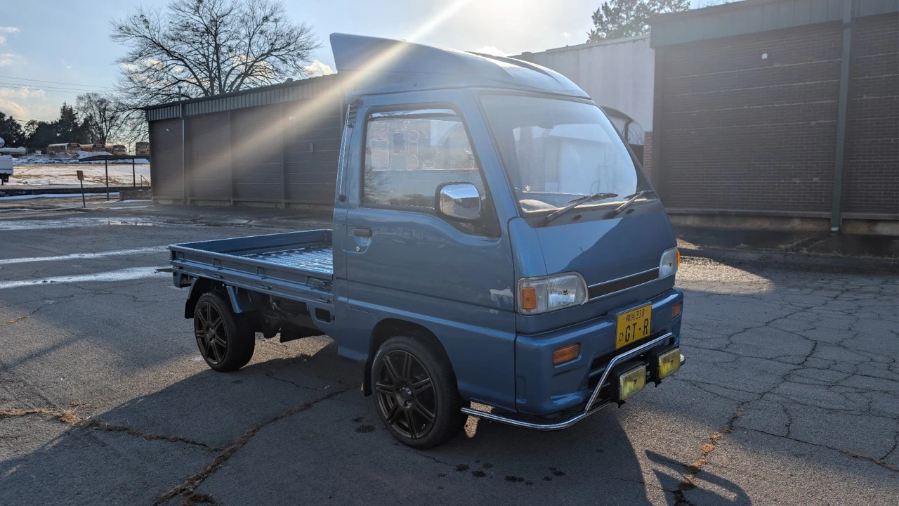 1993 Subaru Sambar 5th Gen - Image 5 of 31