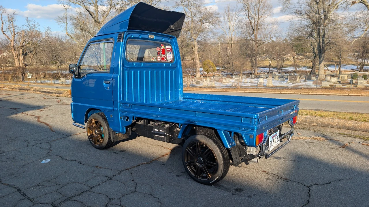 1993 Subaru Sambar 5th Gen - Image 2 of 31