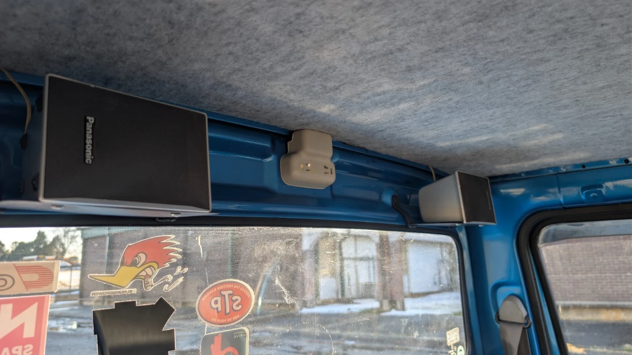 1993 Subaru Sambar 5th Gen - Image 20 of 31