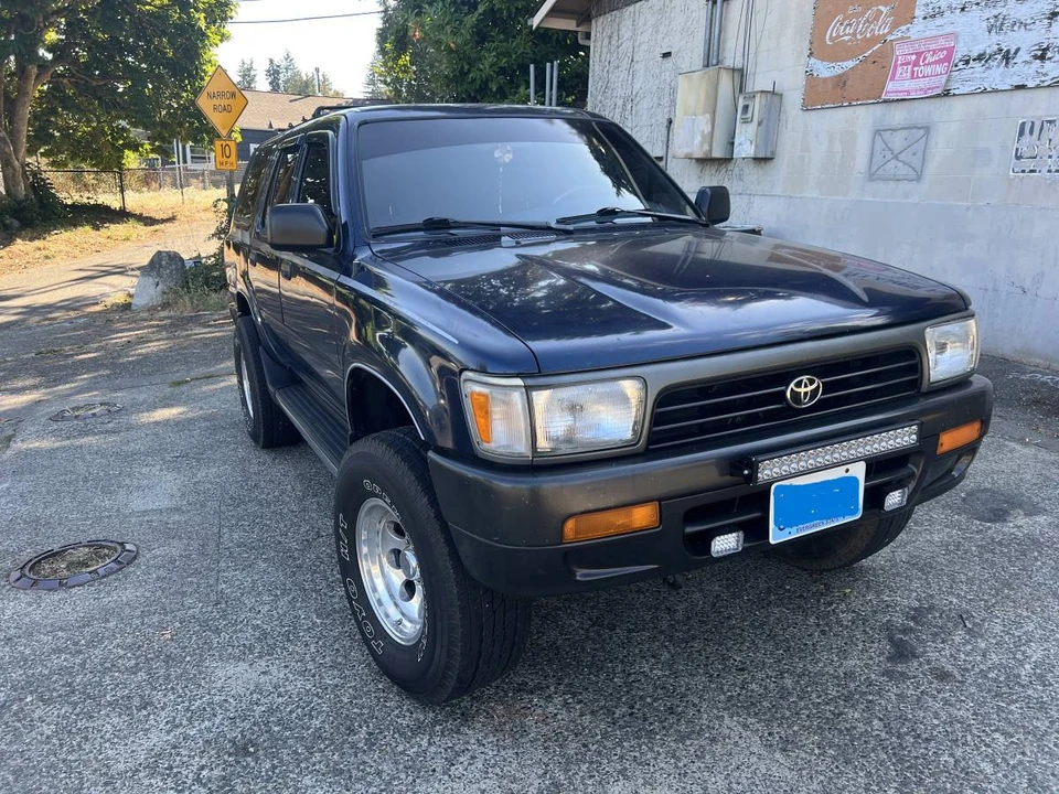 1993 Toyota 4Runner 2nd Gen - Image 10 of 22