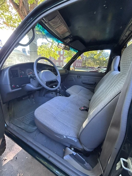 1993 Toyota Hilux 5th Gen - Image 17 of 21
