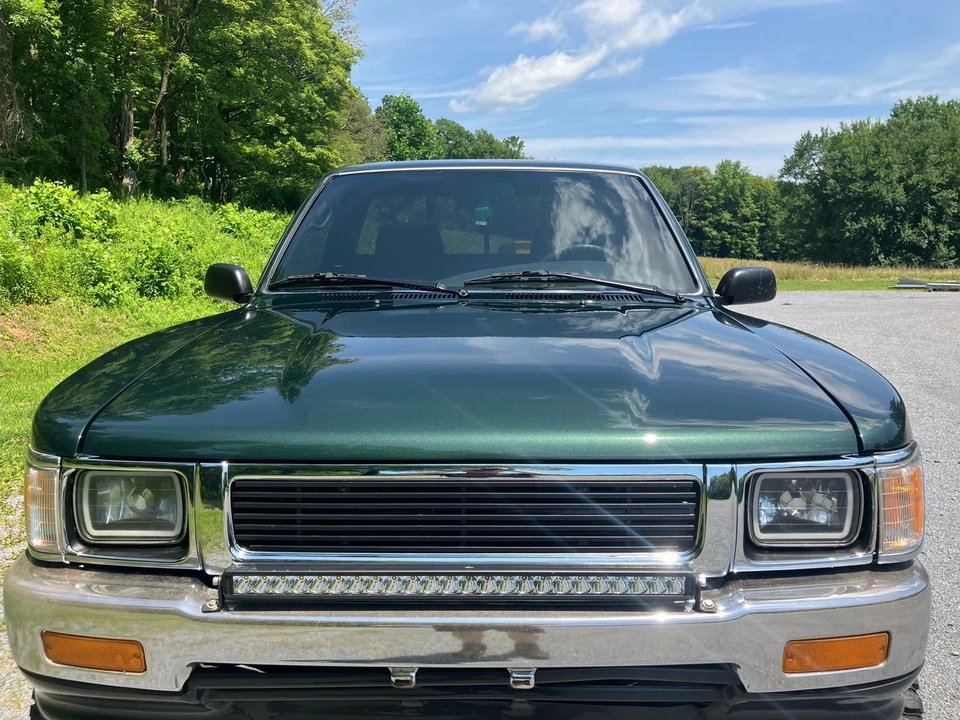 1993 Toyota Hilux 5th Gen - Image 7 of 21