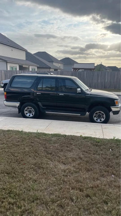 1993 Toyota 4Runner 2nd Gen - Image 7 of 9