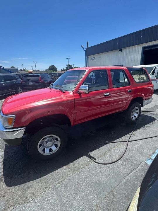 1993 Toyota 4Runner 2nd Gen - Image 2 of 9