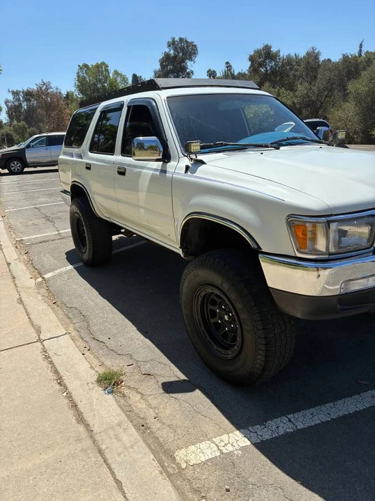 1993 Toyota 4Runner 2nd Gen - Image 2 of 14
