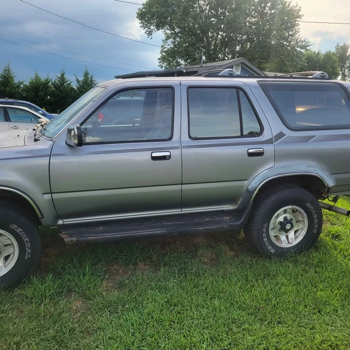 1993 Toyota 4Runner 2nd Gen - Image 2 of 10