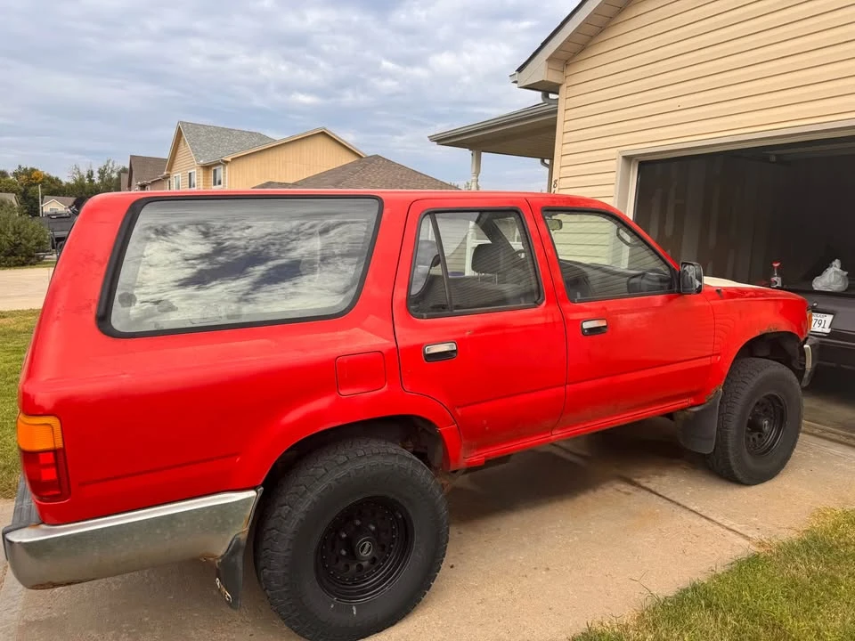 1993 Toyota 4Runner 2nd Gen - Image 2 of 8