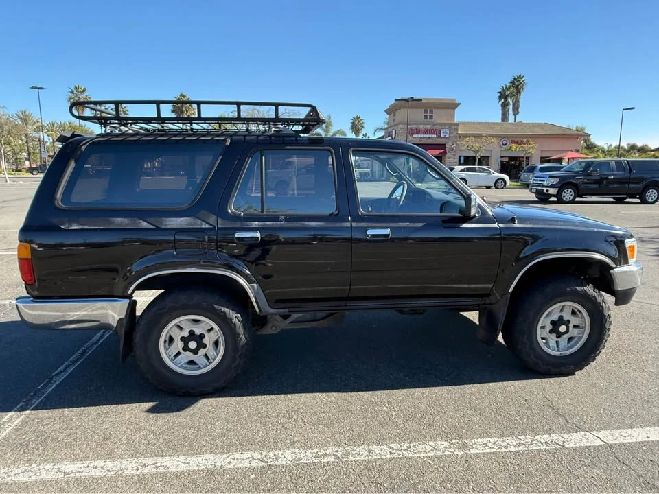 1993 Toyota 4Runner 2nd Gen - Image 6 of 12