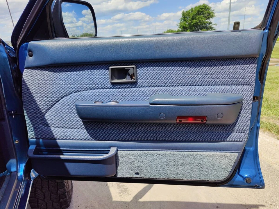 1993 Toyota 4Runner 2nd Gen - Image 9 of 24