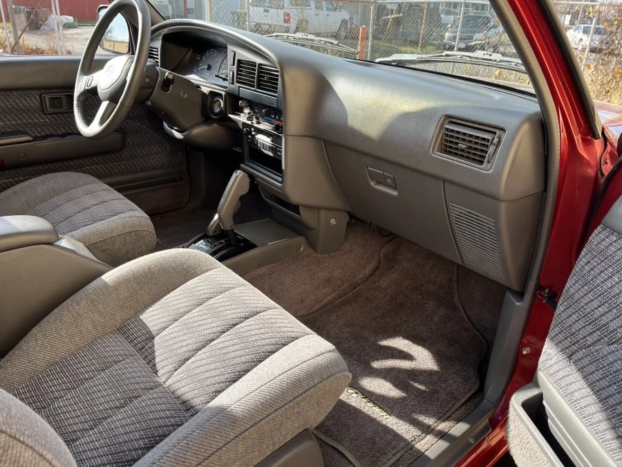 1993 Toyota 4Runner 2nd Gen - Image 6 of 8