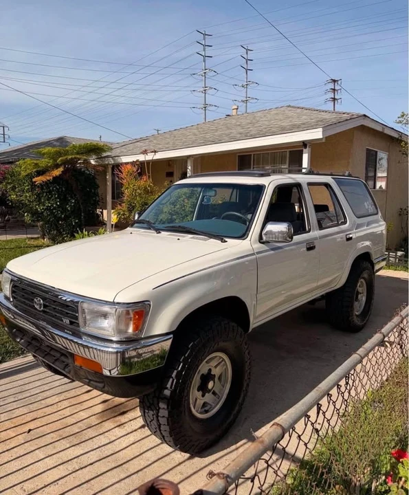 1993 Toyota 4Runner 2nd Gen - Image 9 of 9