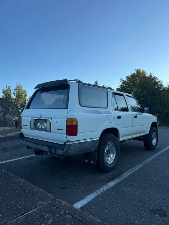 1993 Toyota 4Runner 2nd Gen - Image 4 of 11