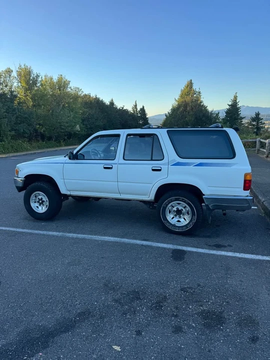 1993 Toyota 4Runner 2nd Gen - Image 6 of 11