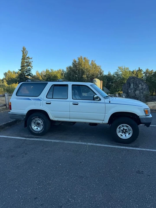 1993 Toyota 4Runner 2nd Gen - Image 3 of 11