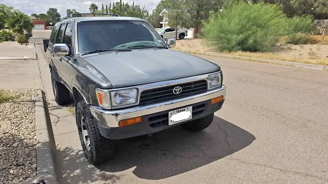 1993 Toyota 4Runner SR5 Sport Utility 2D