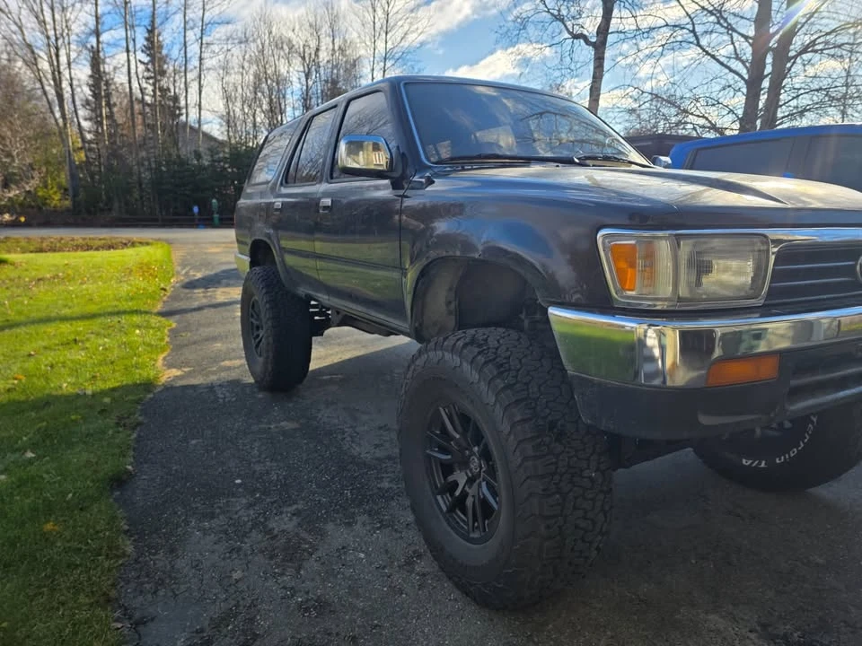 1993 Toyota 4Runner 2nd Gen - Image 3 of 17