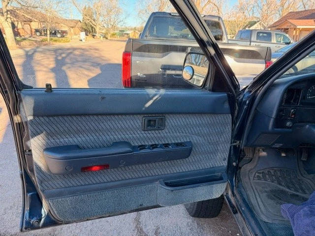 1993 Toyota 4Runner 2nd Gen - Image 6 of 12