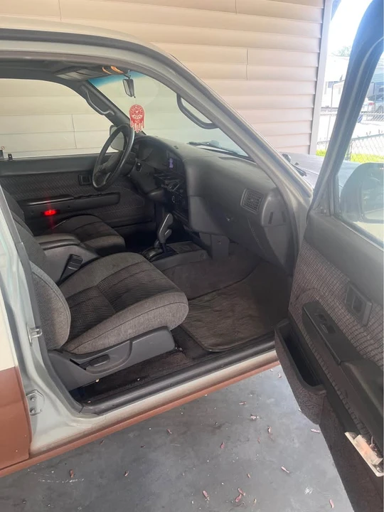 1993 Toyota 4Runner 2nd Gen - Image 5 of 9