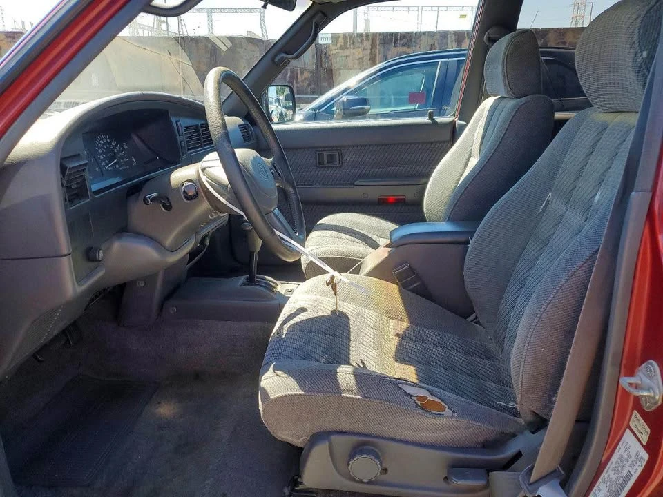 1993 Toyota 4Runner 2nd Gen - Image 6 of 11