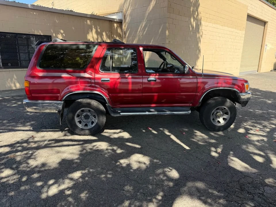 1993 Toyota 4Runner 2nd Gen - Image 5 of 10