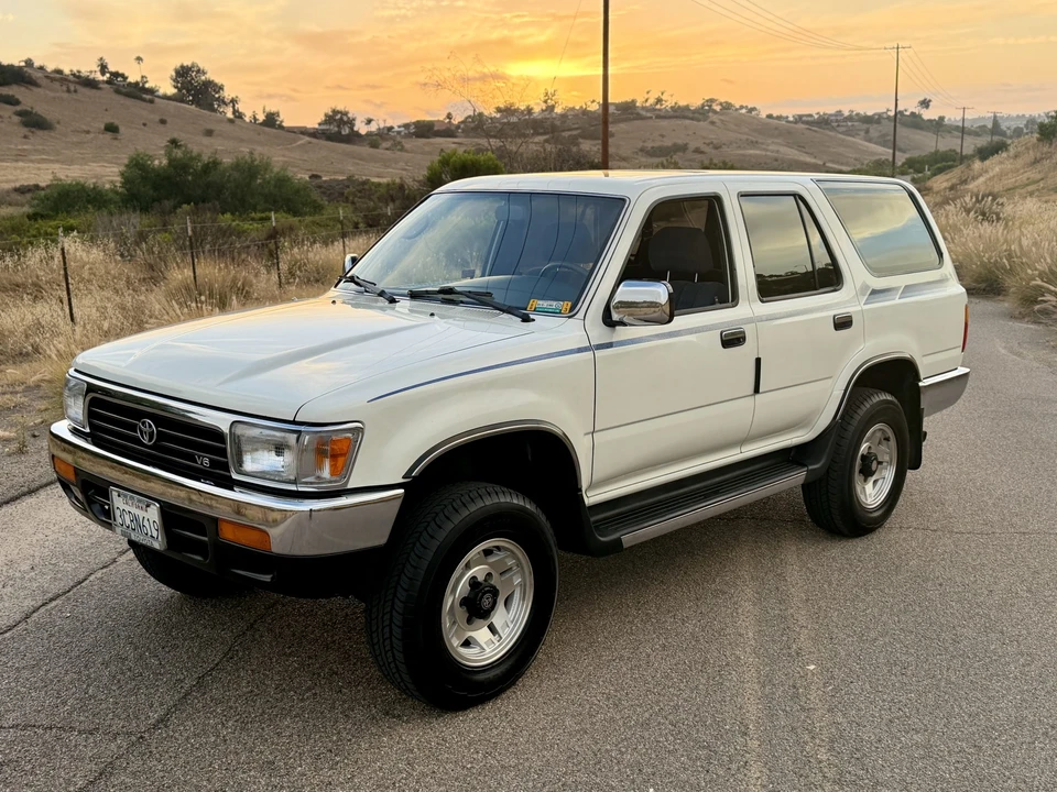 1993 Toyota 4Runner 2nd Gen - Image 2 of 31