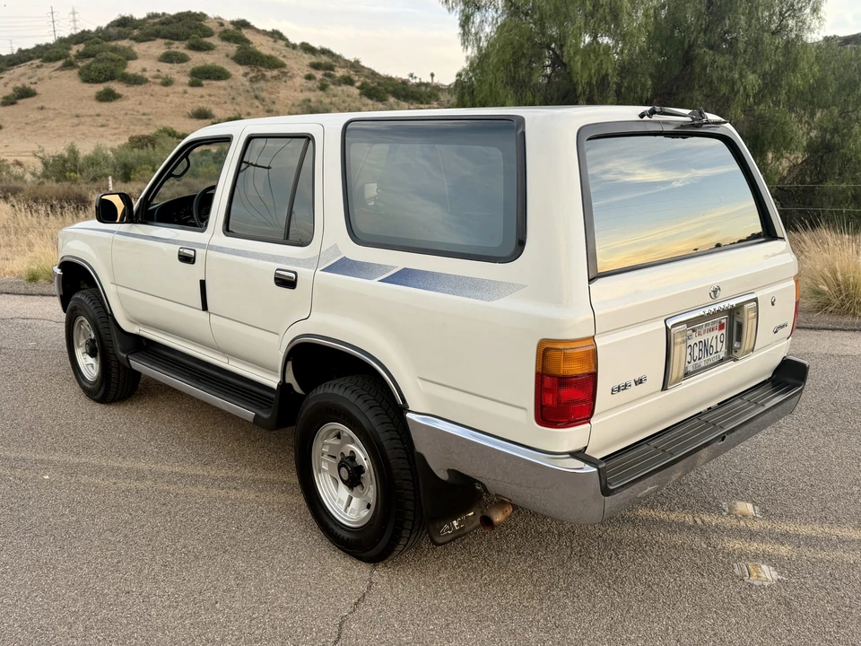 1993 Toyota 4Runner 2nd Gen - Image 18 of 31