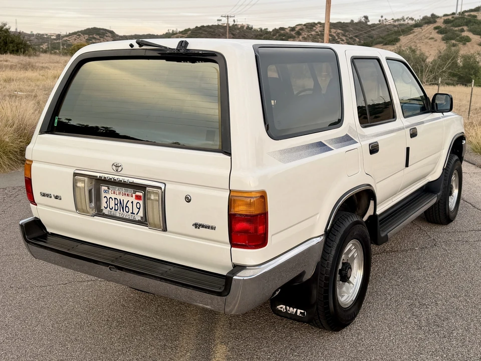 1993 Toyota 4Runner 2nd Gen - Image 25 of 31