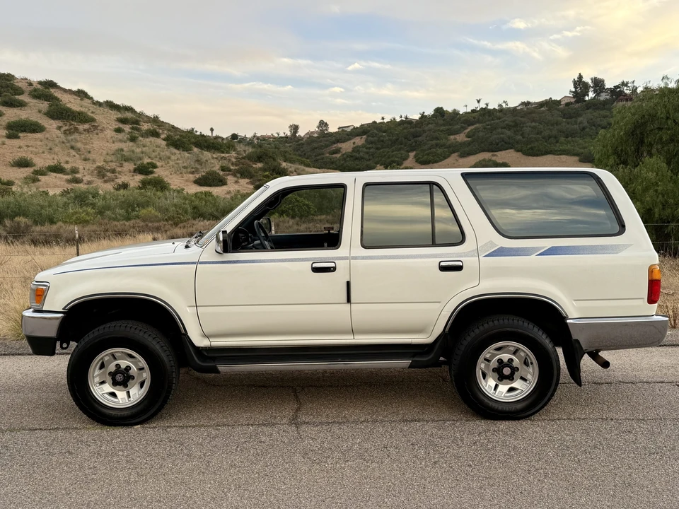 1993 Toyota 4Runner 2nd Gen - Image 14 of 31