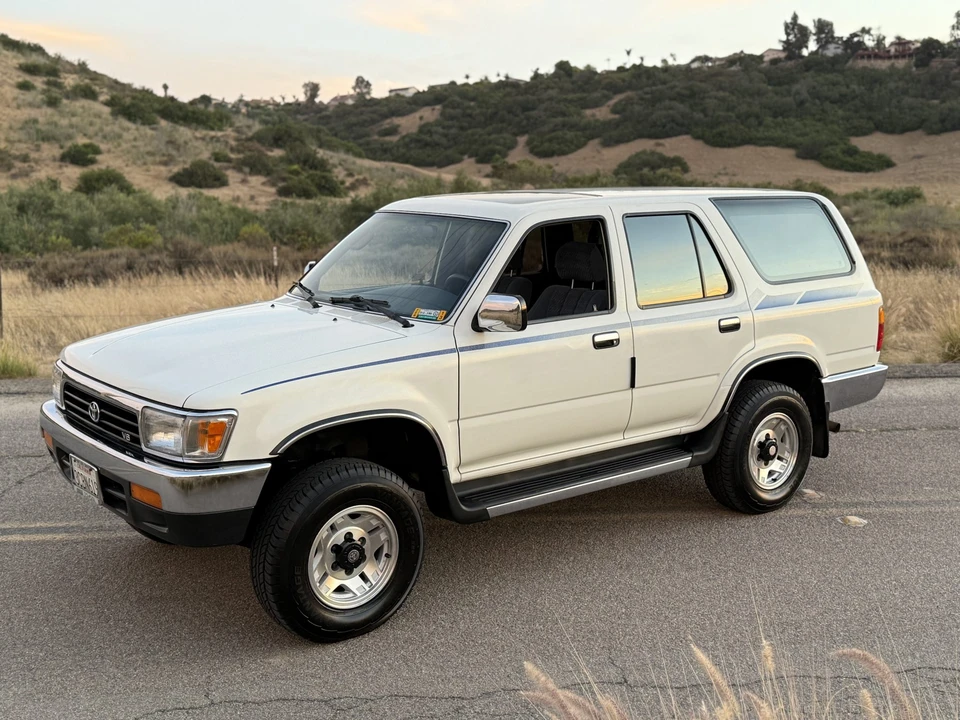 1993 Toyota 4Runner 2nd Gen - Image 7 of 31