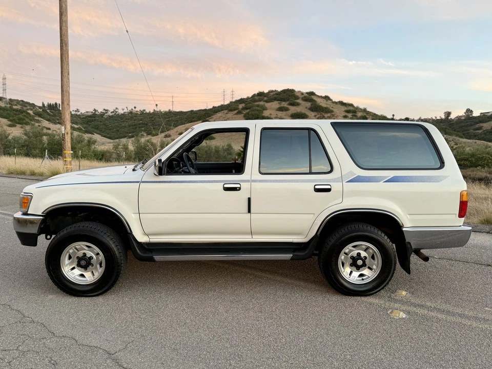 1993 Toyota 4Runner 2nd Gen - Image 13 of 31