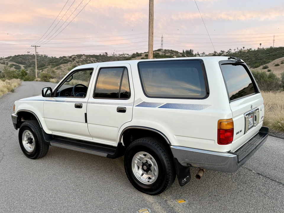 1993 Toyota 4Runner 2nd Gen - Image 21 of 31