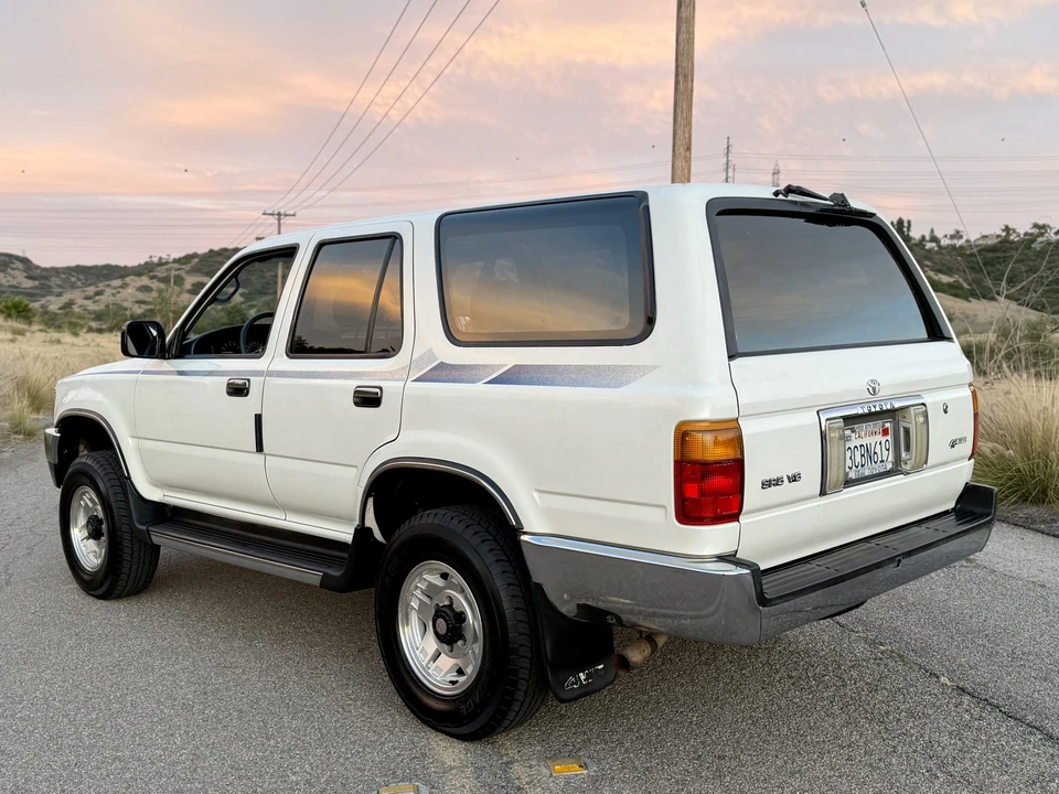 1993 Toyota 4Runner 2nd Gen - Image 20 of 31